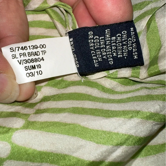 Banana Republic 100% Silk Womens Green Cream Patterned Tank M Woven Trim Y2K VTG - Picture 10 of 10